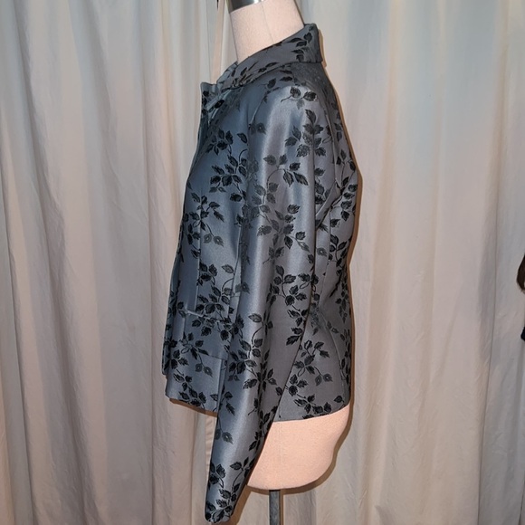 Gianni brocade black jacket - Picture 2 of 10